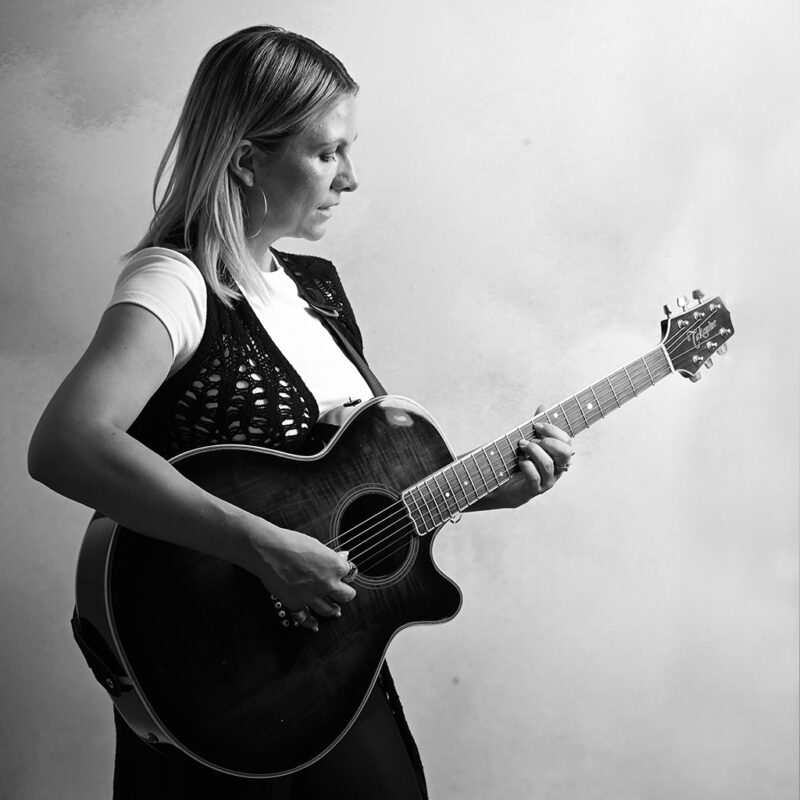 DEUTSCHER INDIE-POP: JETTE TRITT AUF!